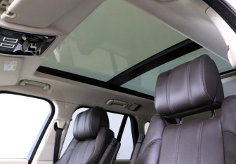 Подержанный автомобиль Land Rover Range Rover 2016 года (24 фото)