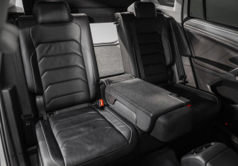 Подержанный автомобиль Volkswagen Tiguan 2018 года (27 фото)