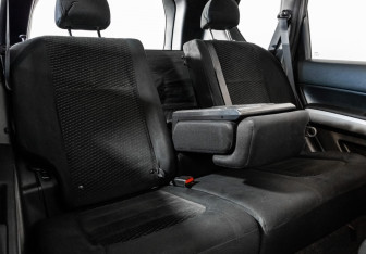 Подержанный автомобиль Nissan X-Trail 2012 года (17 фото)