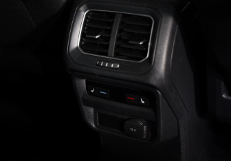 Подержанный автомобиль Volkswagen Tiguan 2017 года (18 фото)