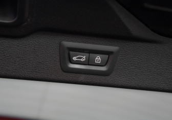 Подержанный автомобиль BMW X5 2016 года (36 фото)