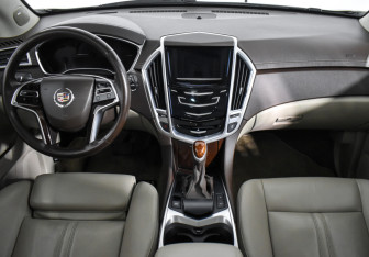 Подержанный автомобиль Cadillac SRX 2014 года (16 фото)