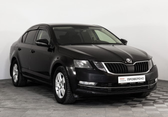 Подержанный автомобиль Skoda Octavia Liftback 2017 года (3 фото)