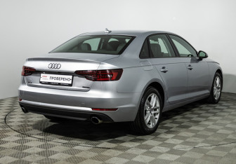 Подержанный автомобиль Audi A4 Sedan 2016 года (5 фото)