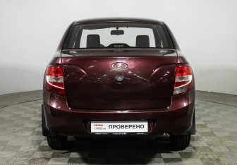 Подержанный автомобиль LADA (ВАЗ) Granta Sedan 2012 года (6 фото)