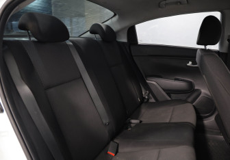 Подержанный автомобиль Kia Rio Sedan 2021 года (11 фото)