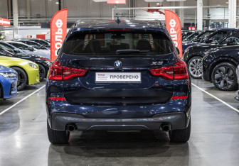 Подержанный автомобиль BMW X3 2018 года (9 фото)