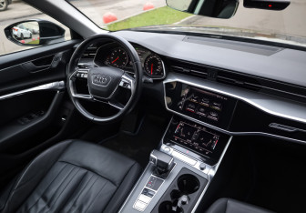 Подержанный автомобиль Audi A6 Sedan 2020 года (9 фото)