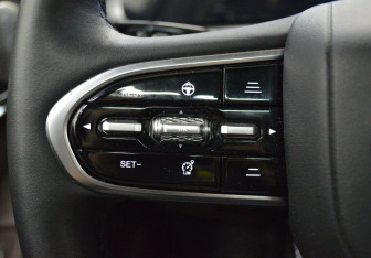 Подержанный автомобиль Chery Tiggo 8 Pro e+ 2023 года (21 фото)