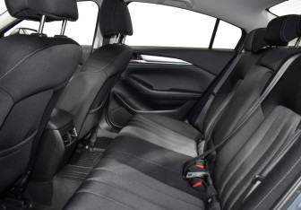 Подержанный автомобиль Mazda 6 Sedan 2022 года (12 фото)