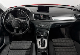 Подержанный автомобиль Audi Q3 2016 года (16 фото)