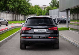 Подержанный автомобиль Audi Q3 2015 года (7 фото)