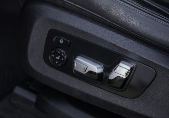 Подержанный автомобиль BMW X5 2019 года (27 фото)