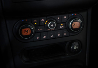Подержанный автомобиль Nissan Qashqai 2010 года (15 фото)