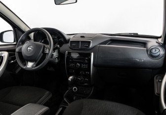 Подержанный автомобиль Nissan Terrano 2018 года (8 фото)