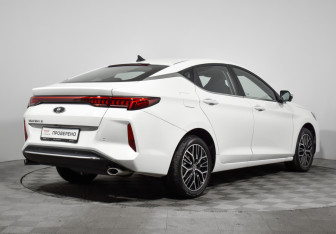 Новый Москвич 6 2023 (5 фото)