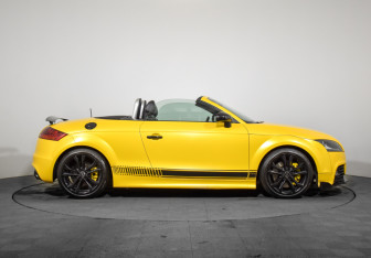 Подержанный автомобиль Audi TTS Roadster 2008 года (10 фото)
