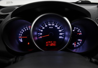 Подержанный автомобиль Kia Soul 2012 года (15 фото)