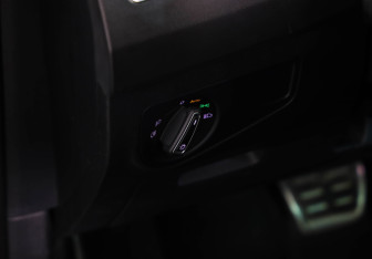 Подержанный автомобиль Volkswagen Tiguan 2019 года (20 фото)