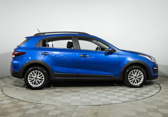 Подержанный автомобиль Kia Rio Hatchback 2020 года (4 фото)