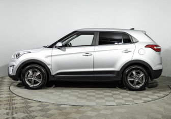 Подержанный автомобиль Hyundai Creta 2017 года (8 фото)