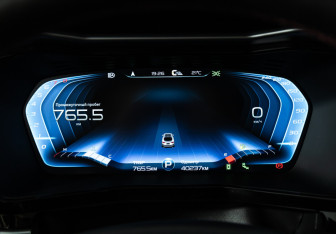 Подержанный автомобиль Geely Tugella 2023 года (12 фото)