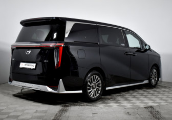 Подержанный автомобиль GAC M8 2024 года (5 фото)