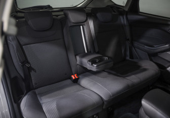 Подержанный автомобиль Ford Focus Hatchback 2013 года (22 фото)