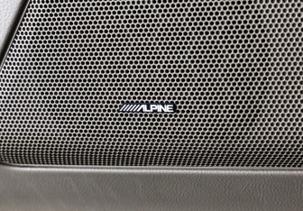 Подержанный автомобиль Land Rover Freelander 2010 года (23 фото)