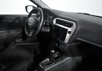 Подержанный автомобиль Peugeot 301 2013 года (12 фото)