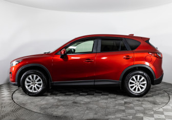 Подержанный автомобиль Mazda CX-5 2013 года (8 фото)