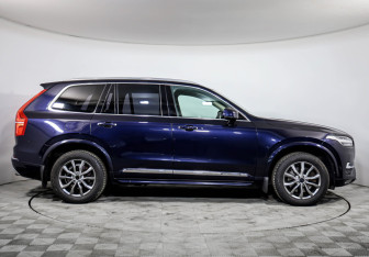 Подержанный автомобиль Volvo XC90 2016 года (4 фото)