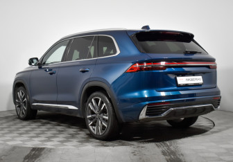 Подержанный автомобиль Geely Monjaro 2023 года (7 фото)