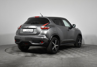 Подержанный автомобиль Nissan Juke 2014 года (5 фото)