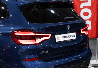 Подержанный автомобиль BMW X3 2018 года (11 фото)