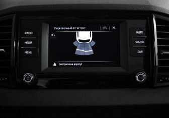 Подержанный автомобиль Skoda Karoq 2020 года (17 фото)