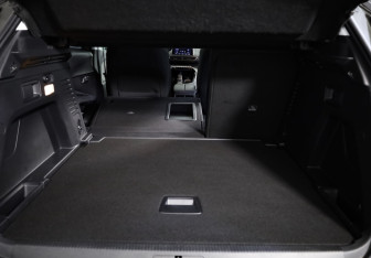 Подержанный автомобиль Peugeot 3008 2020 года (27 фото)