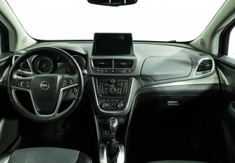 Подержанный автомобиль Opel Mokka 2013 года (13 фото)