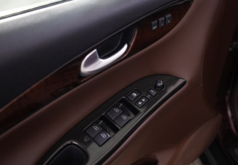 Подержанный автомобиль Infiniti EX 2012 года (21 фото)