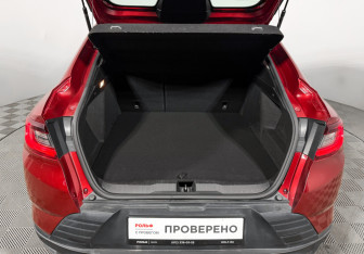 Подержанный автомобиль Renault Arkana 2021 года (18 фото)