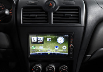 Подержанный автомобиль Nissan Almera Classic 2008 года (15 фото)