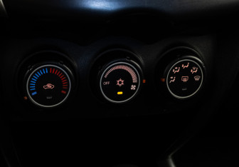 Подержанный автомобиль Mitsubishi ASX 2013 года (12 фото)