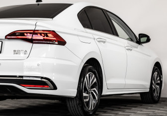 Подержанный автомобиль Volkswagen Bora Sedan 2024 года (6 фото)