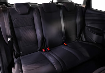 Подержанный автомобиль Ford Kuga 2017 года (19 фото)