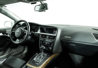 Подержанный автомобиль Audi A5 Coupe 2015 года (9 фото)