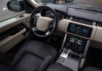 Подержанный автомобиль Land Rover Range Rover 2018 года (10 фото)