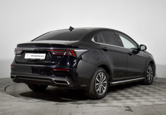 Подержанный автомобиль Omoda S5 2023 года (5 фото)