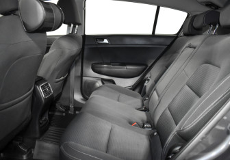 Подержанный автомобиль Kia Sportage 2017 года (11 фото)