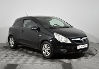 Подержанный автомобиль Opel Corsa 2007 года (3 фото)