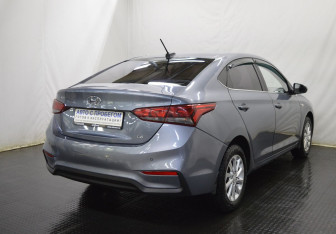 Подержанный автомобиль Hyundai Solaris Sedan 2018 года (5 фото)